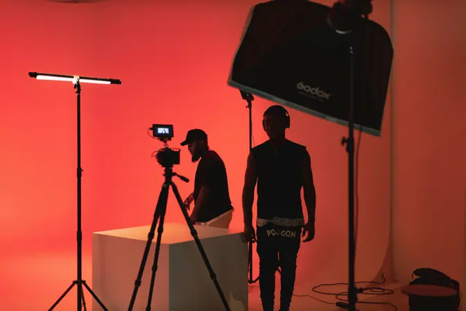 Camera setup on tripod (video creation)